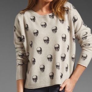 360 Cashmere sweater cream with Navy skulls